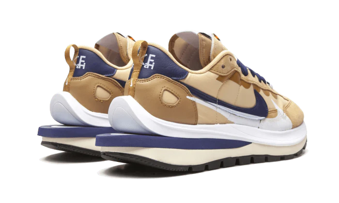 Nike Vaporwaffle Sacai Tan Navy
