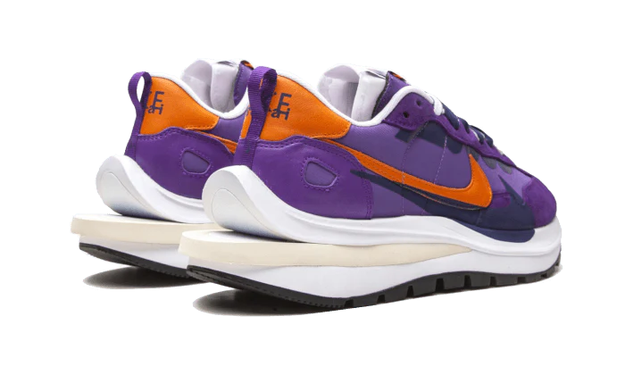 Nike Vaporwaffle Sacai Dark Iris