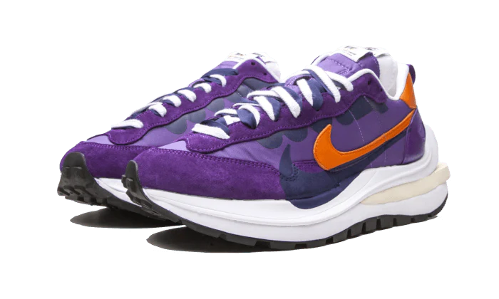 Nike Vaporwaffle Sacai Dark Iris