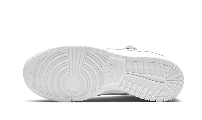 Nike Dunk High SE Pearl White