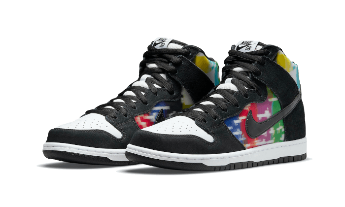 SB Dunk High TV Signal