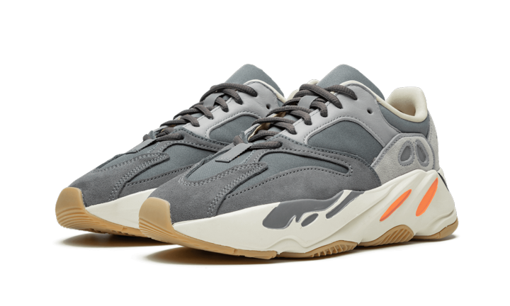 Yeezy 700 Magnet