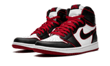 Air Jordan 1 Retro High Bloodline