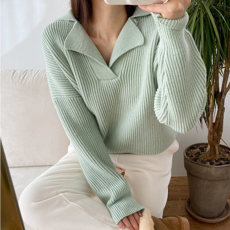 Mea Turn-Down Collar Sweater