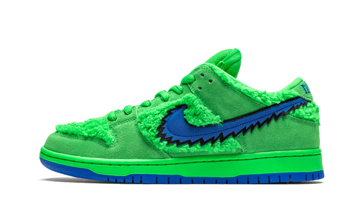 SB Dunk Low Grateful Dead Bears Green