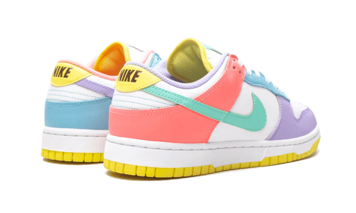 NIKE DUNK LOW SE EASTER