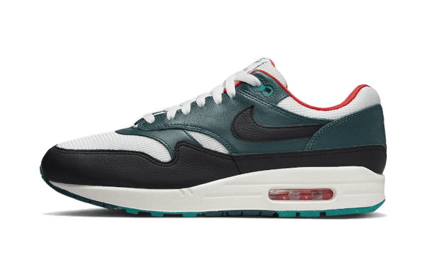 Air Max 1 Liverpool Lebron James